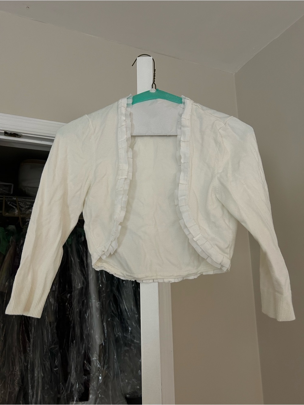 White House Black Market Ivory Ruffle-Trim Cropped Cardigan